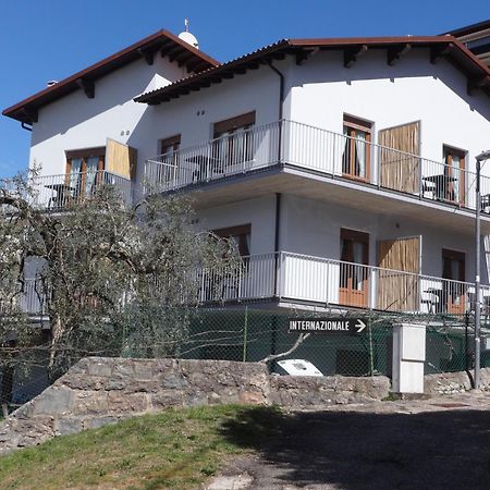 B&B Casa Gabriele มัลเชซิเน ภายนอก รูปภาพ