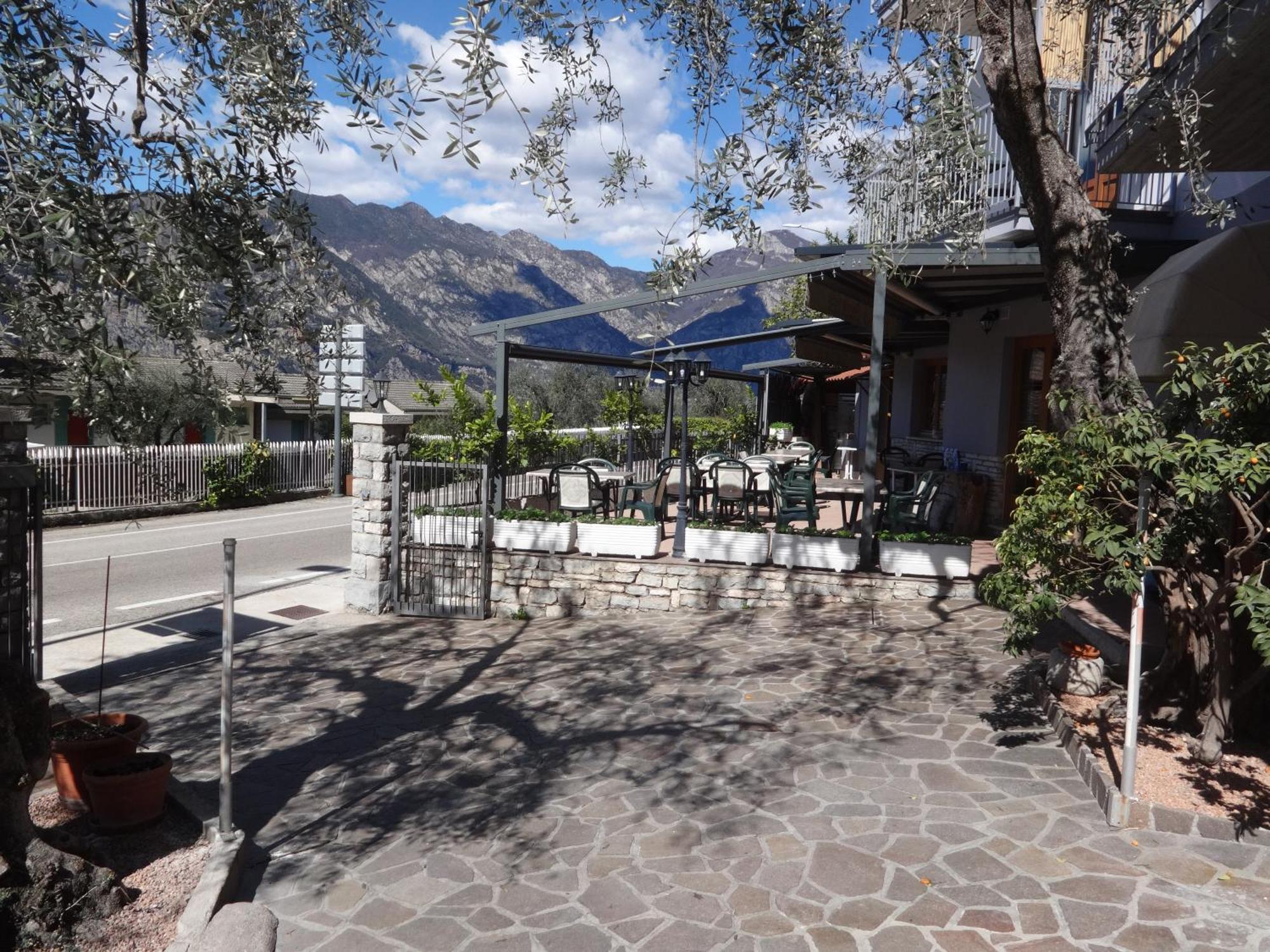 B&B Casa Gabriele มัลเชซิเน ภายนอก รูปภาพ
