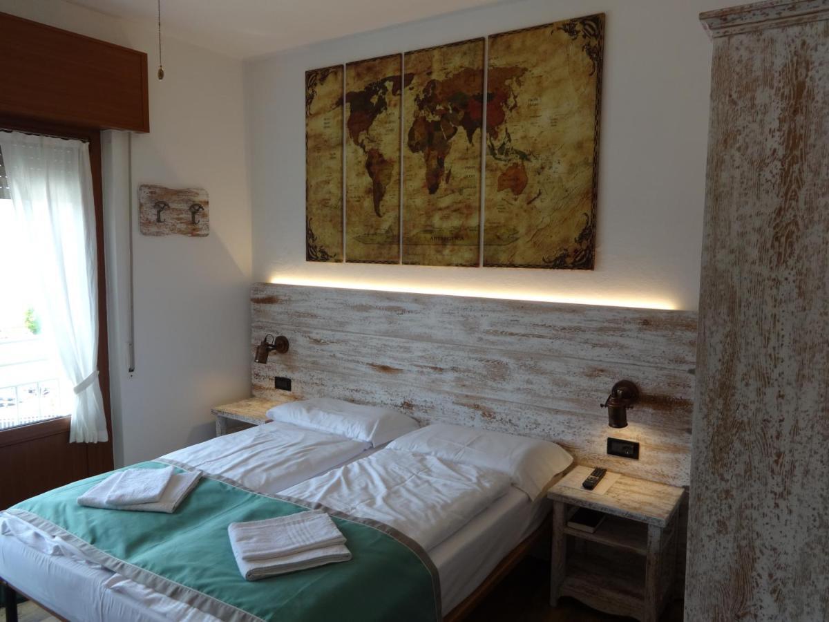 B&B Casa Gabriele มัลเชซิเน ภายนอก รูปภาพ