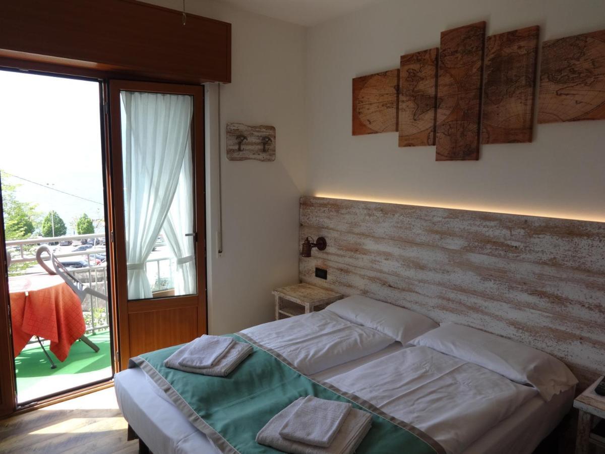 B&B Casa Gabriele มัลเชซิเน ภายนอก รูปภาพ
